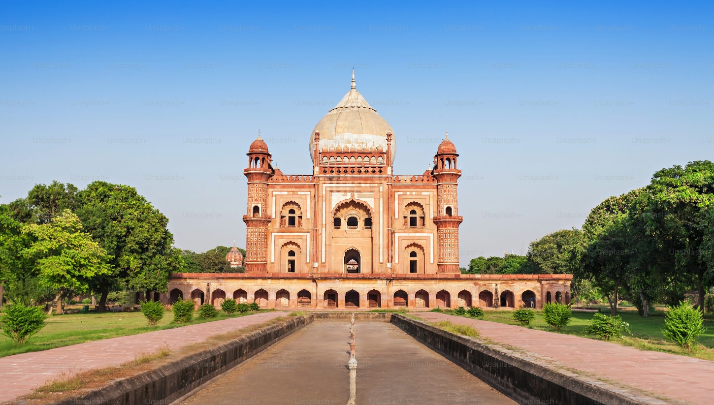 Safdarjung Tomb